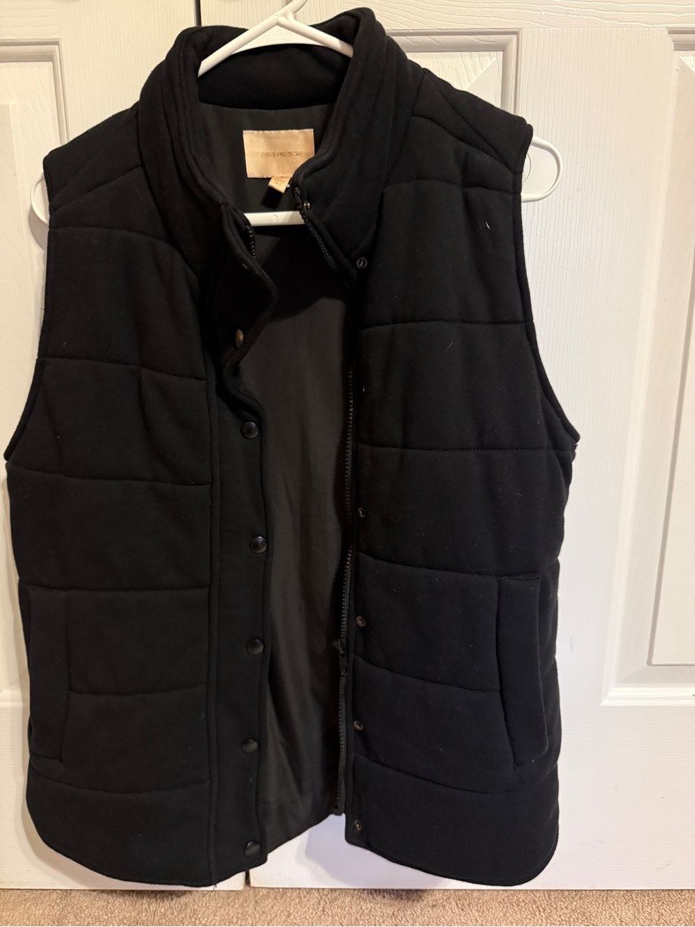 Skies Are Blue Black Quilted Vest with Gold Label size medium
